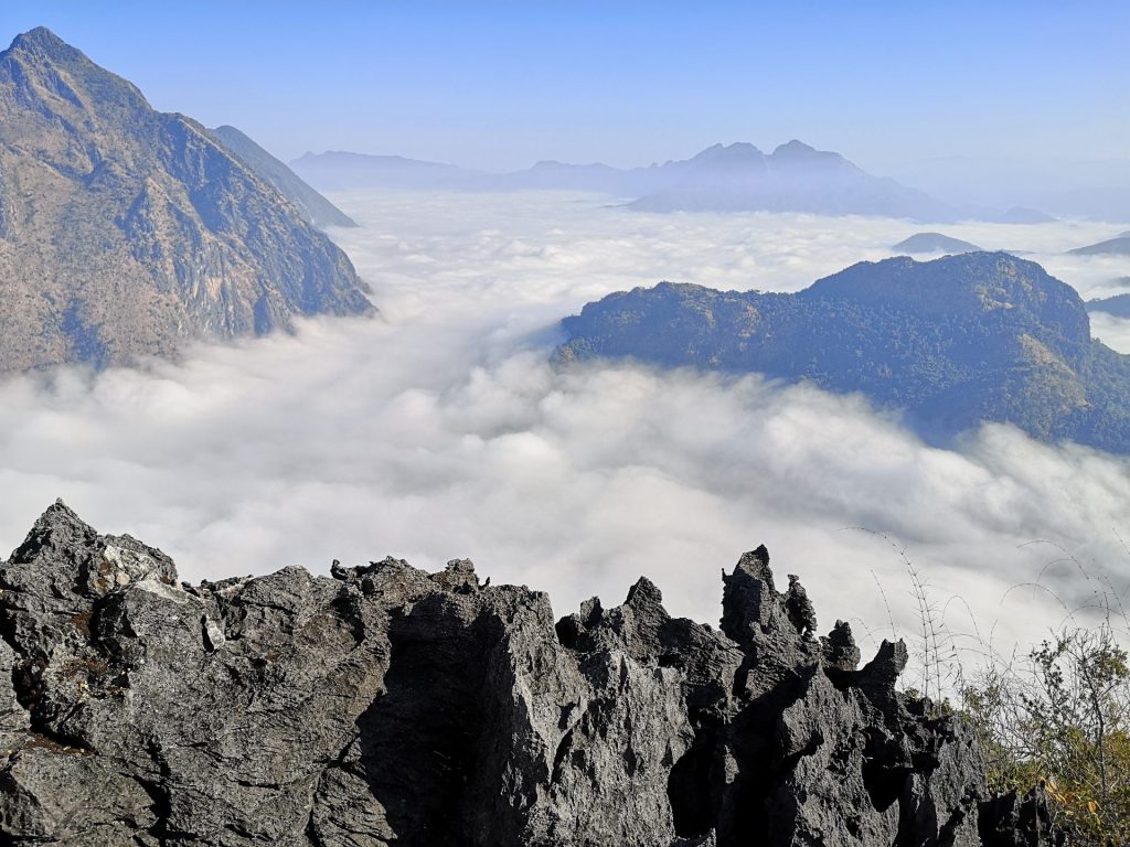 IMG_20200116_085445.jpg A Viewpoint in Nong Khiaw