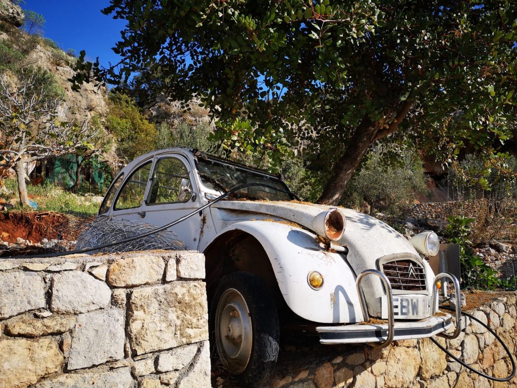 IMG_20201124_101055 Abandoned Citroen 2CV The Mani Greece